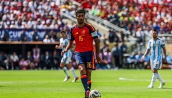 Ρόδρι, ο κρίκος που ενώνει τις δύο χρυσές εποχές της Ισπανίας (Quiz)